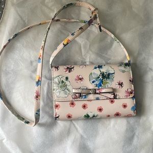 Floral crossbody purse